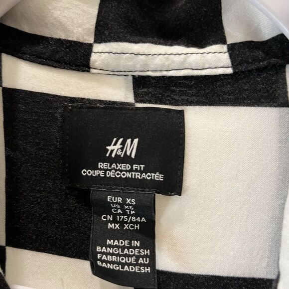 H&M Relaxed Fit Checkered Short Sleeve Button Up Collared Shirt Men's Size XS - Picture 4 of 10